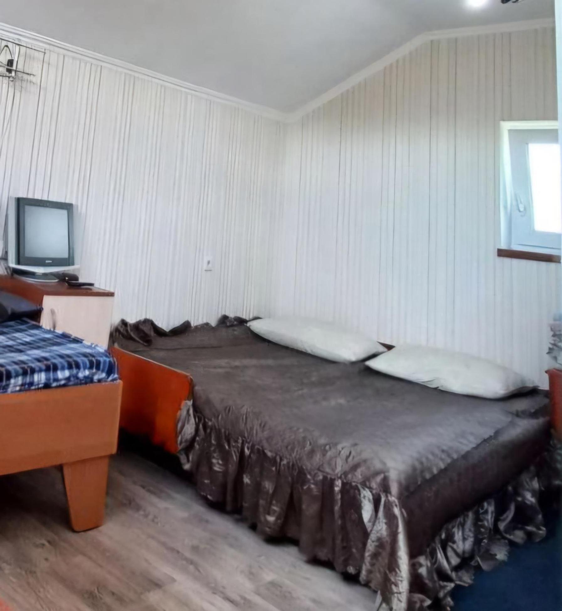Помешкання З Парковкою Apartment Cerkasî Exterior foto